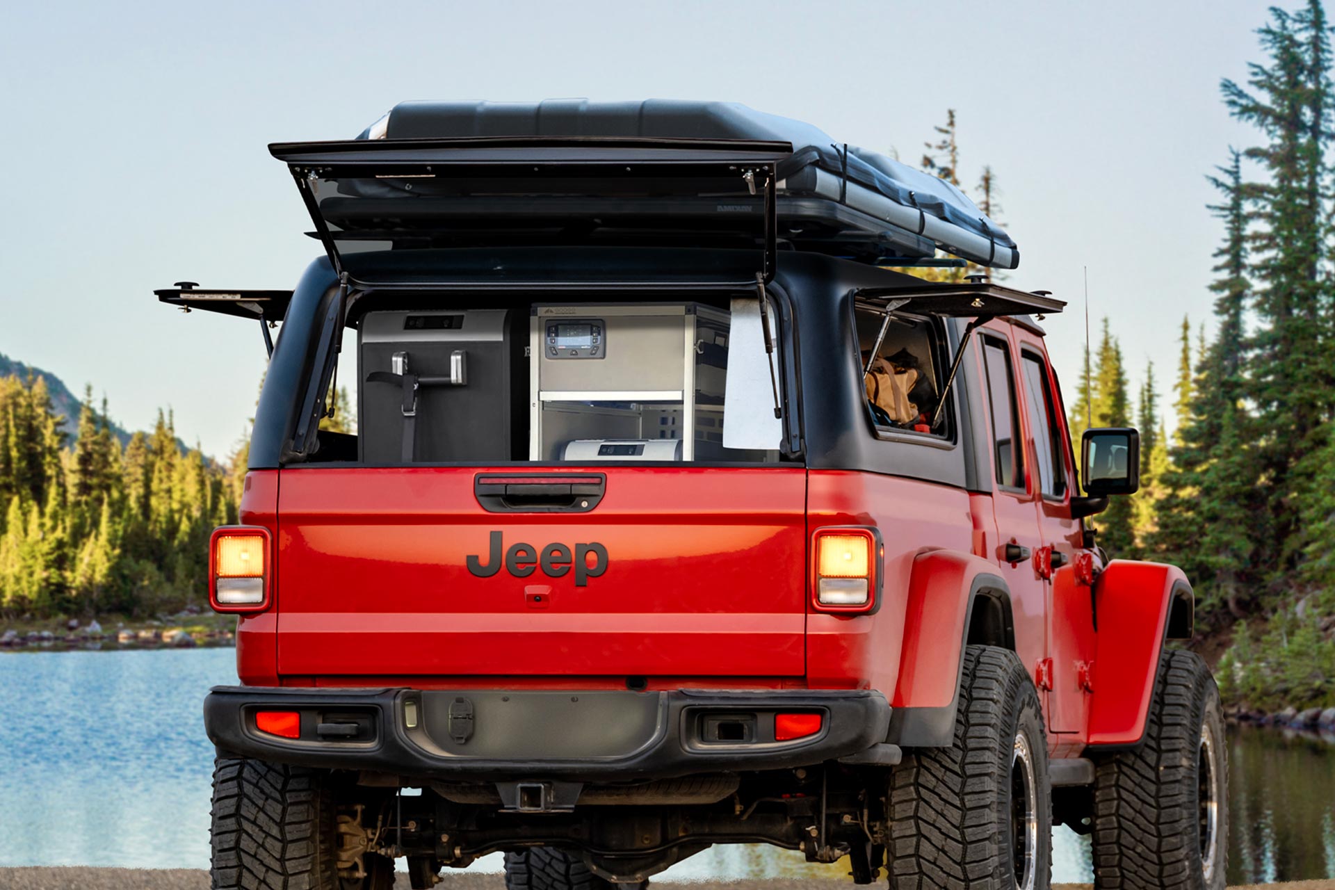 The Lightest and Strongest Fiberglass Truck Top Venturous Truck Tops